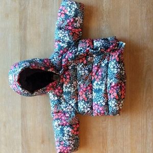 GAP winter coat 6-12mo EUC